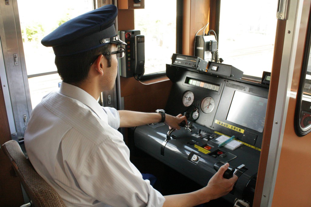 会津鉄道株式会社 運転士兼車掌新國彰さんにインタビュー