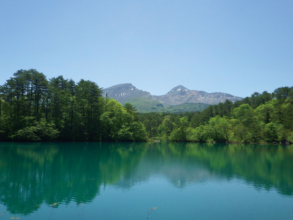 磐梯山全景