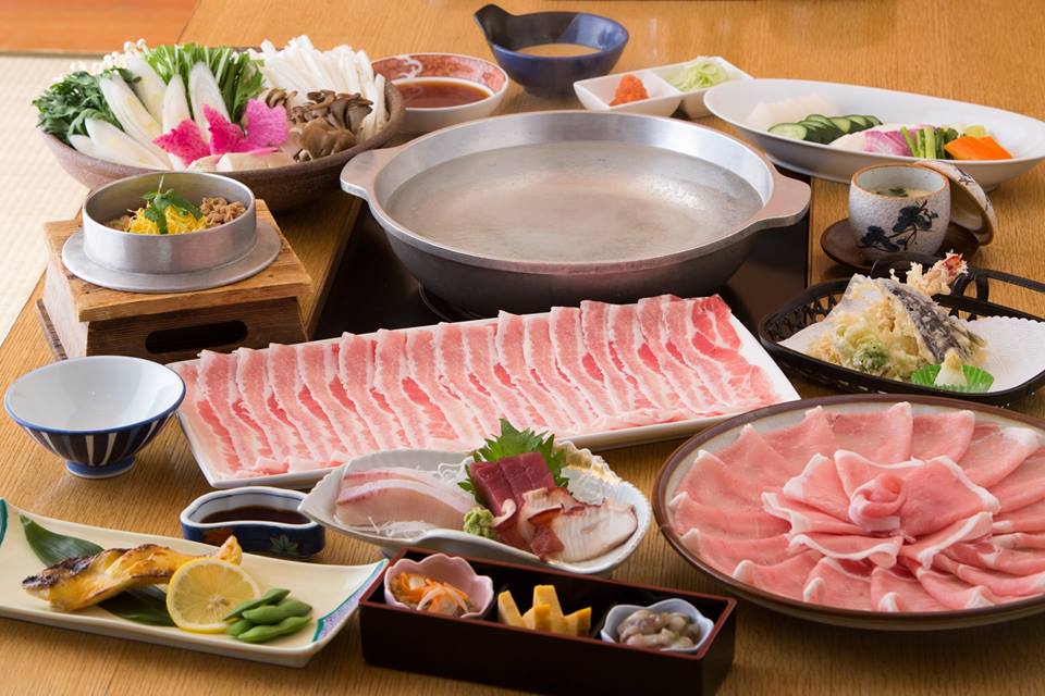郡山駅東口で飲むなら「和風ダイニング どんどん」がおすすめ！ 絶品しゃぶしゃぶでママ友忘年会を♪