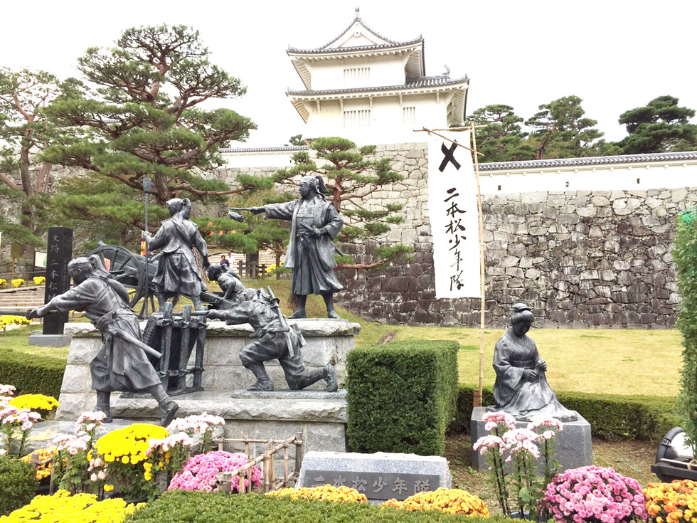 二本松市の魅力とは 菊人形 提灯祭り 岳温泉とレジャーにおすすめ 二本松市の魅力とは 菊人形 提灯祭り 岳温泉とレジャーにおすすめ