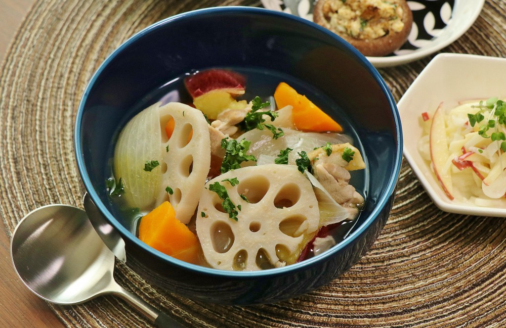 冬にピッタリ 体の芯から温める野菜たっぷりヘルシーレシピ 根菜とチキンのポトフ