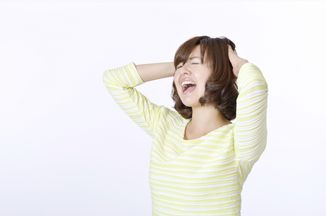 イライラ、食べ過ぎ、眠れない… それって、PMS（月経前症候群）？