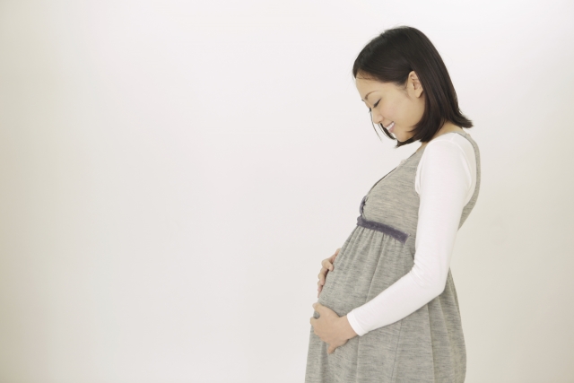妊娠中、薬は飲まずに我慢？