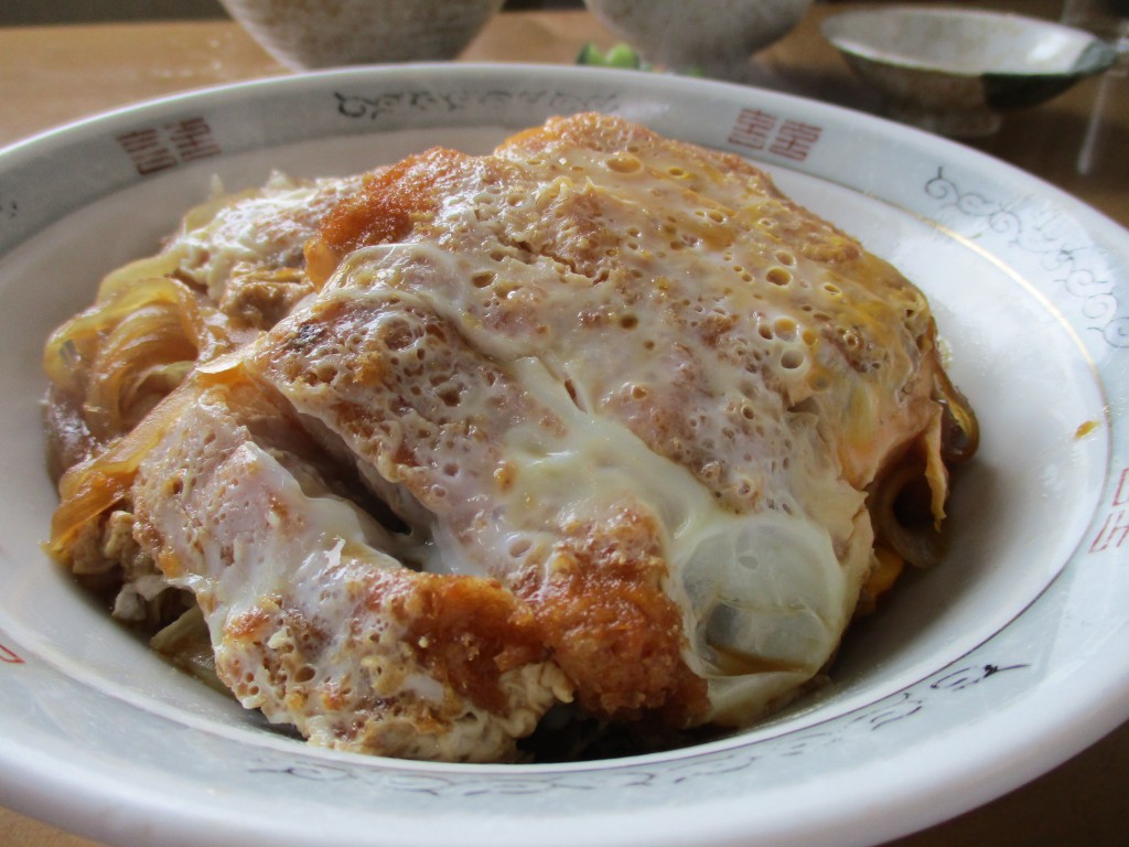 田村市カツ丼差し替え