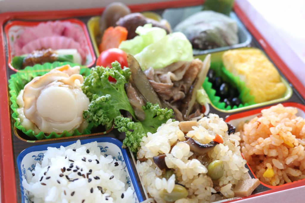 やいこ弁当