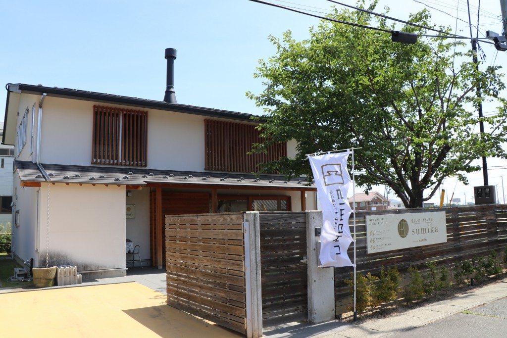 10シモク展示場外観