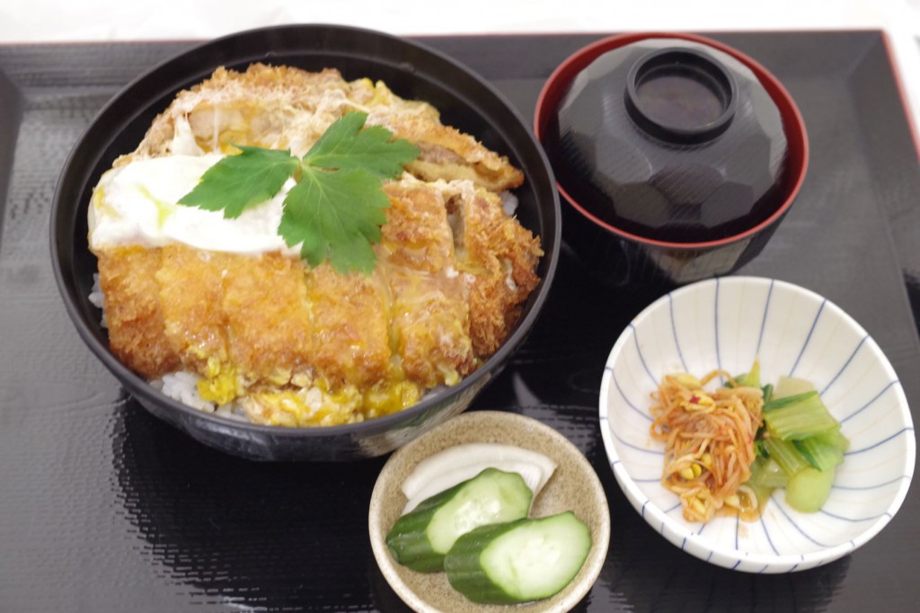 カツ丼３