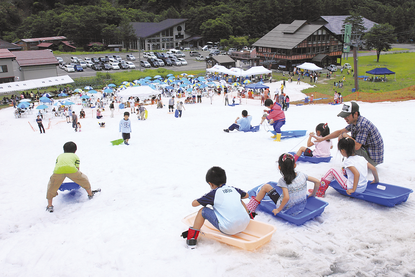 開催中止 真夏の雪あそび