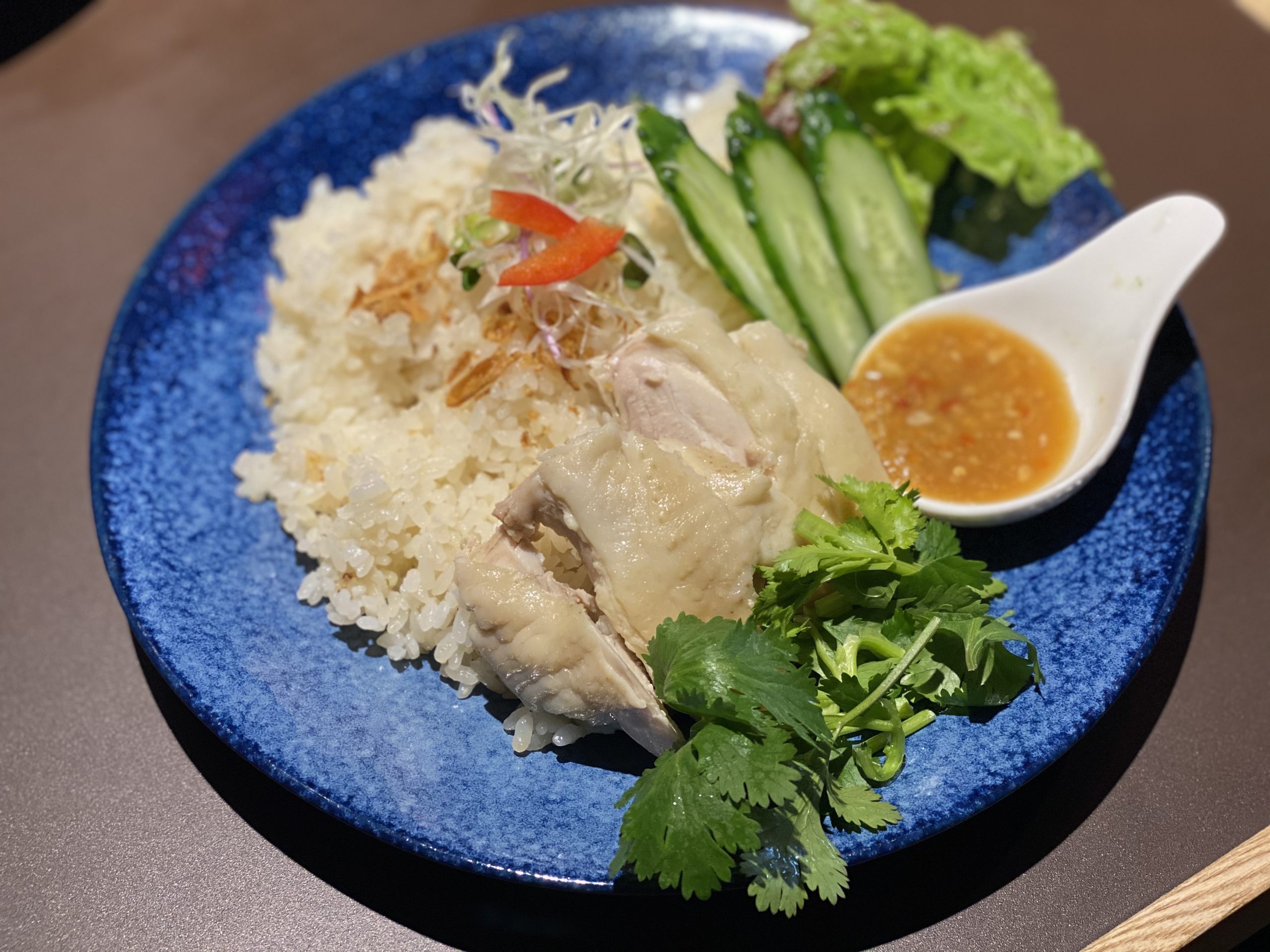 寒い日に食べたい 身体の芯から温めてくれる アジアゴハン氣囍 きき のカオマンガイ 寒い日に食べたい 身体の芯から温めてくれる アジアゴハン氣囍 きき のカオマンガイ