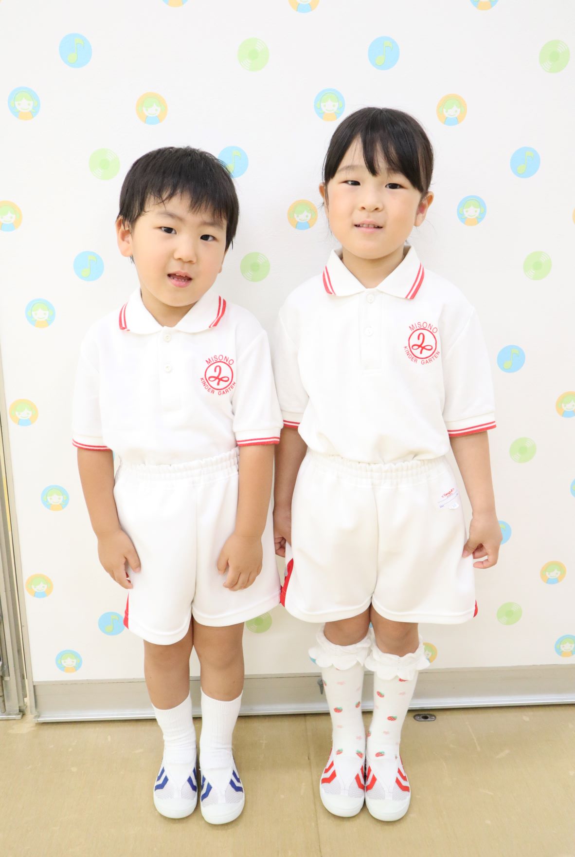 福島市にある私立幼稚園・認定こども園の制服をarukuが集めました 