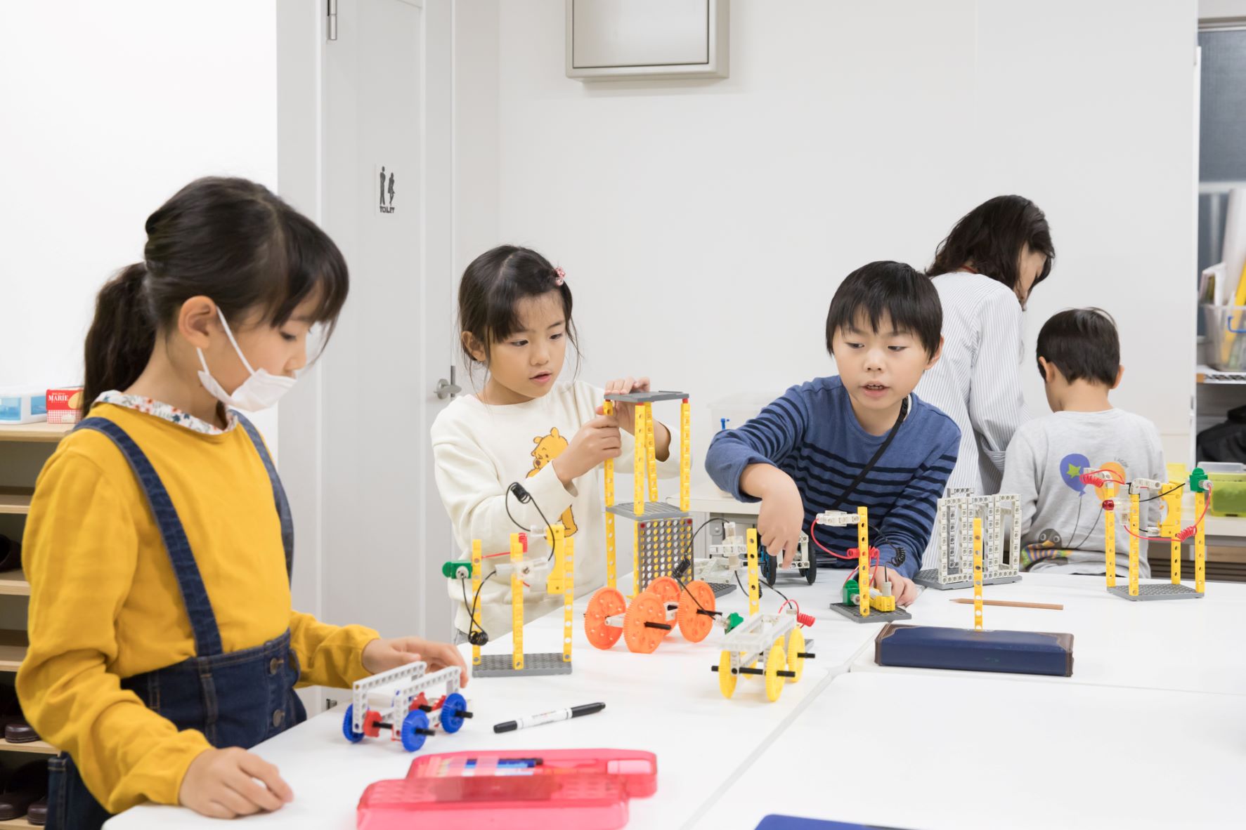 AI時代に輝ける子どもに！STEAM STUDIO【スティームスタジオ】ママ講師の菊池先生にSTEM教育への想いを伺いました！