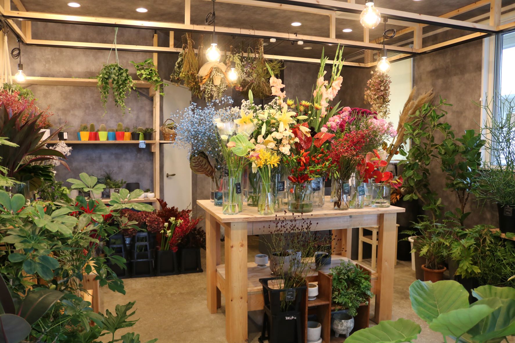 お花で日常に彩りを、福島市太田町のCrefam【クレファム】