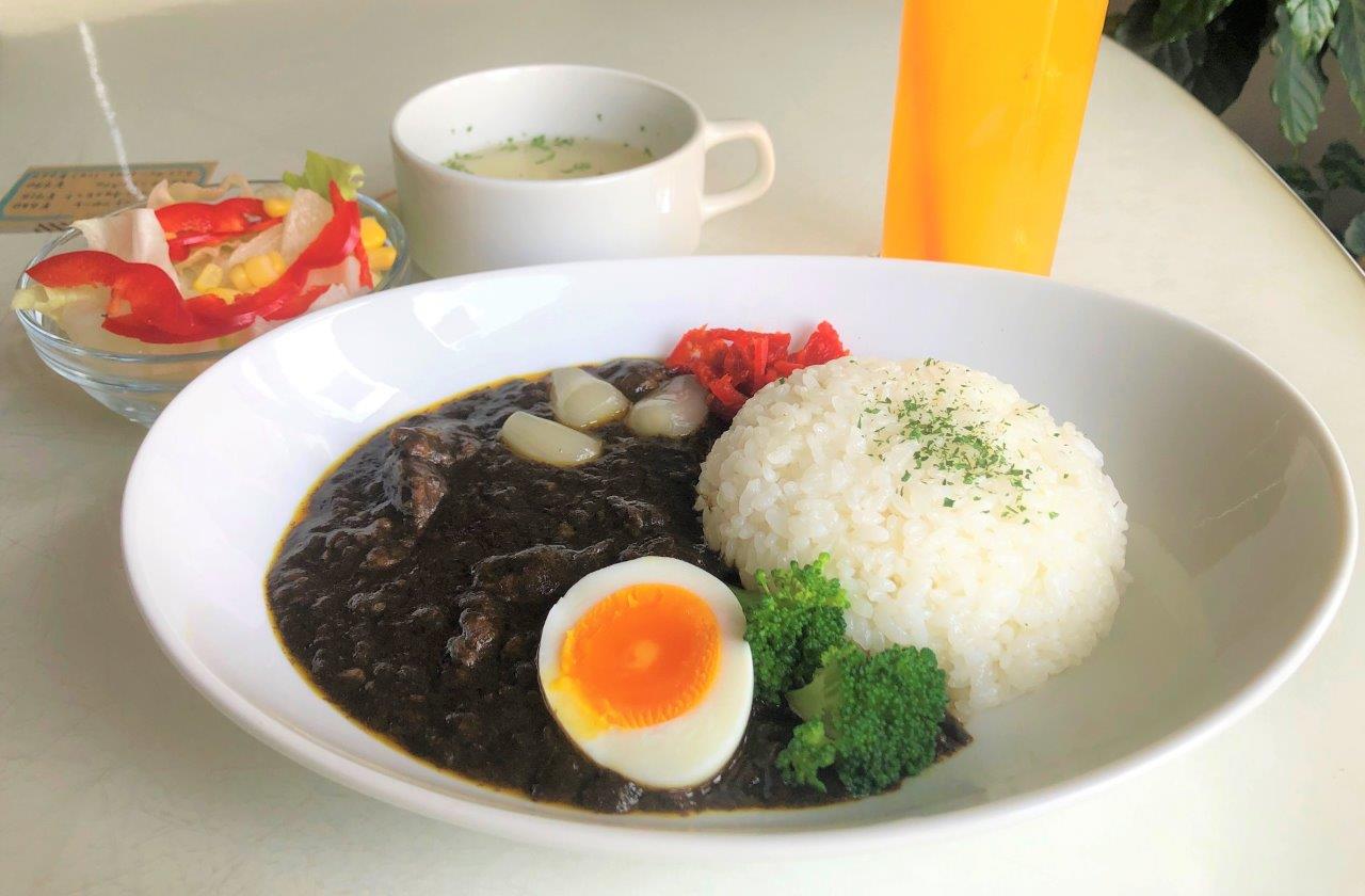 今年もこの季節がやって来た！「caféとまり木」夏のカレー祭り