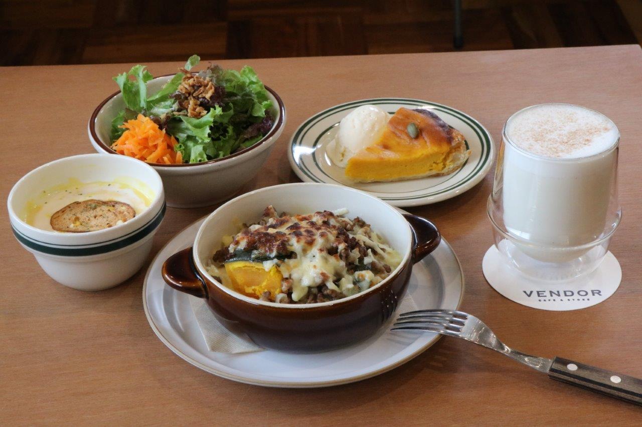 限定パンプキンメニューで秋のチルカフェ♪VENDOR CAFE&STORE【ベンダー】へGO！