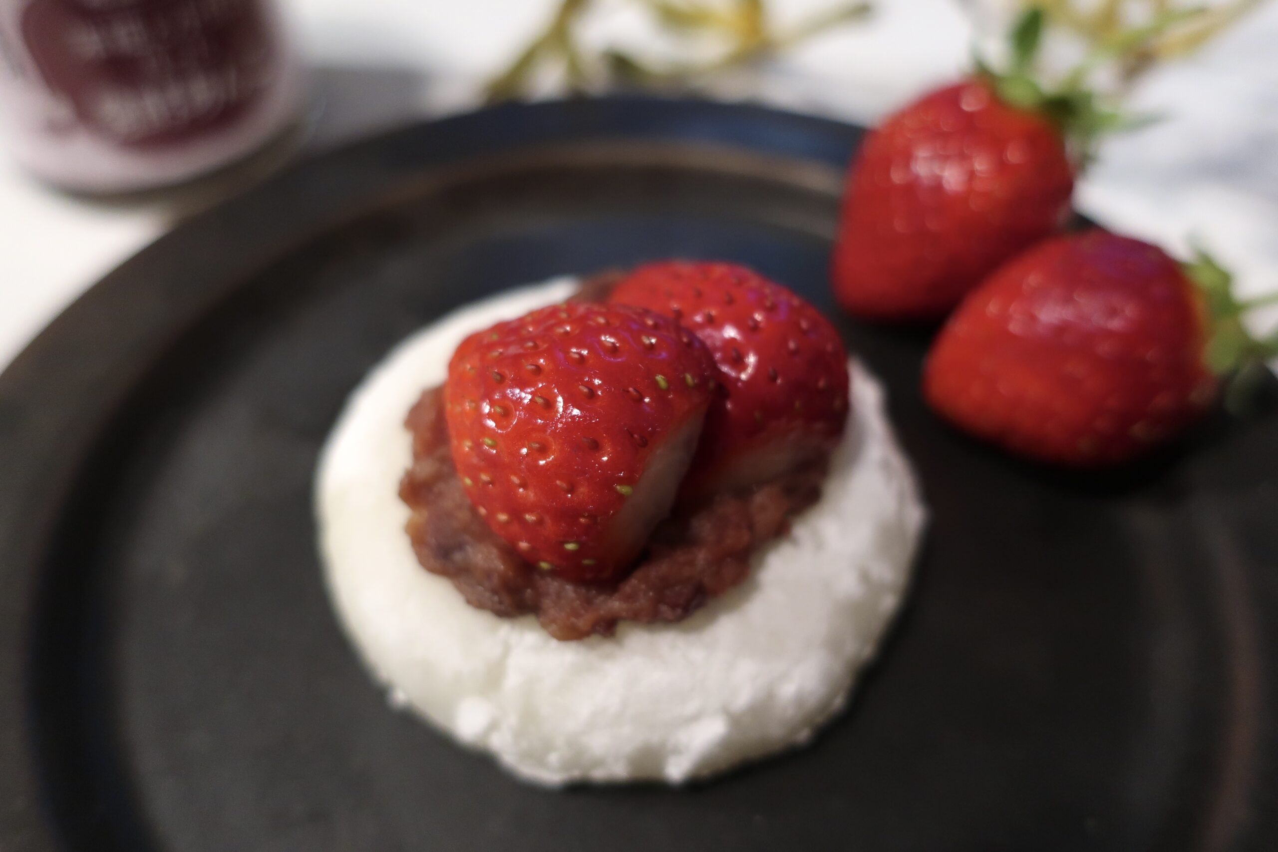 宝来屋のレシピ「包まないいちご大福」