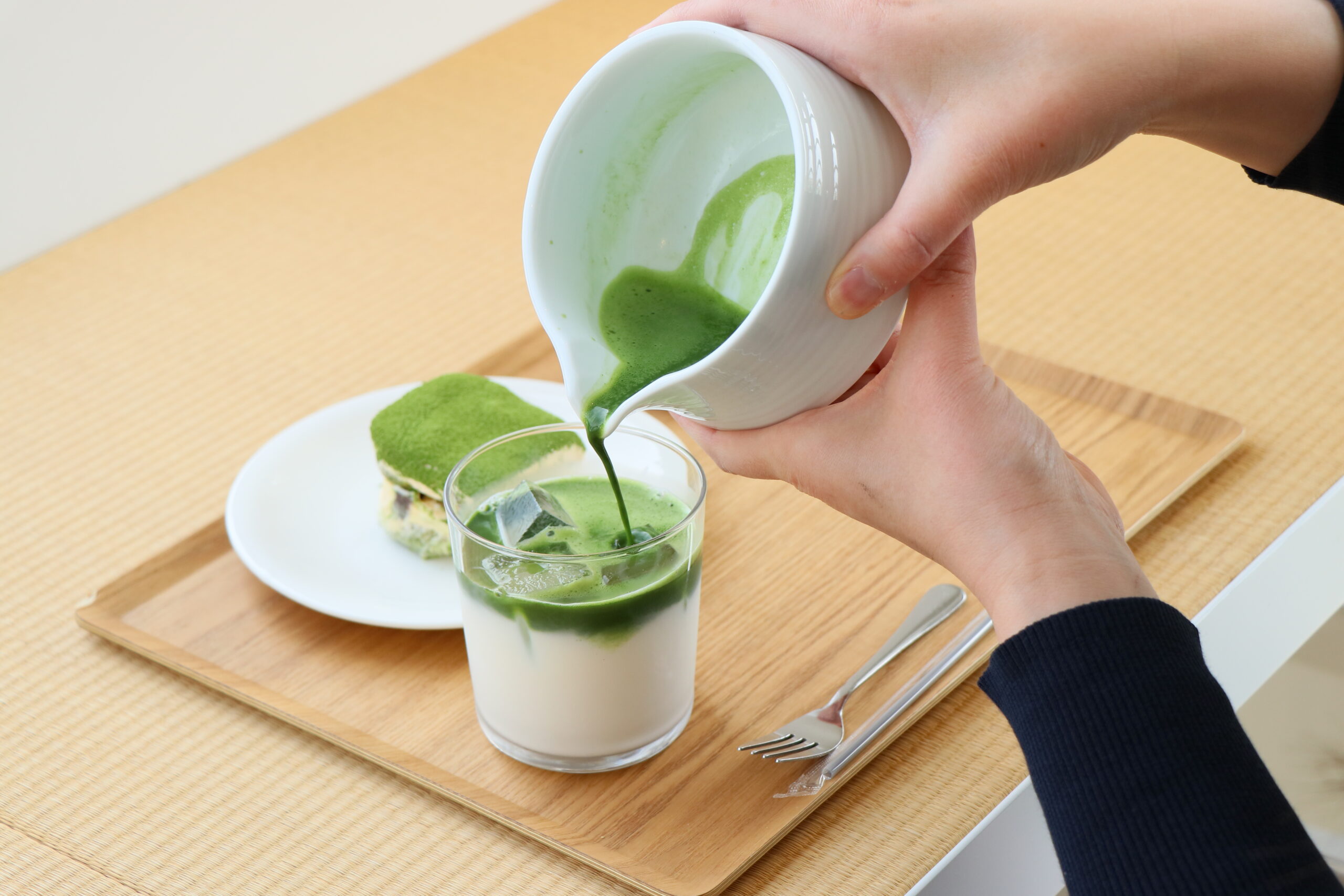 須賀川市「久保木畳店」のカフェで “抹茶ラテ作り体験”がスタート！嬉しいスイーツ付き♪