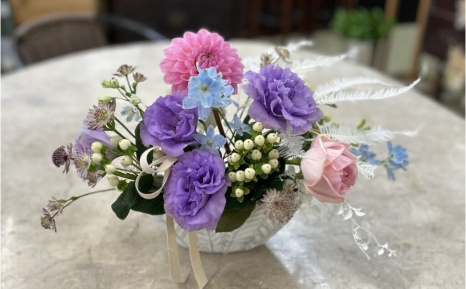 お花に触れて癒されて♡月1回のワークショップで気軽に花生活「郡山フラワーデザインスクール」