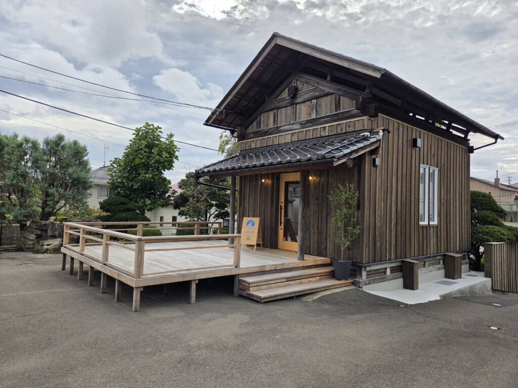 2025年10月郡山市にオープン!歴史感じる蔵カフェ「above cloud coffee(アバブクラウドコーヒー)」