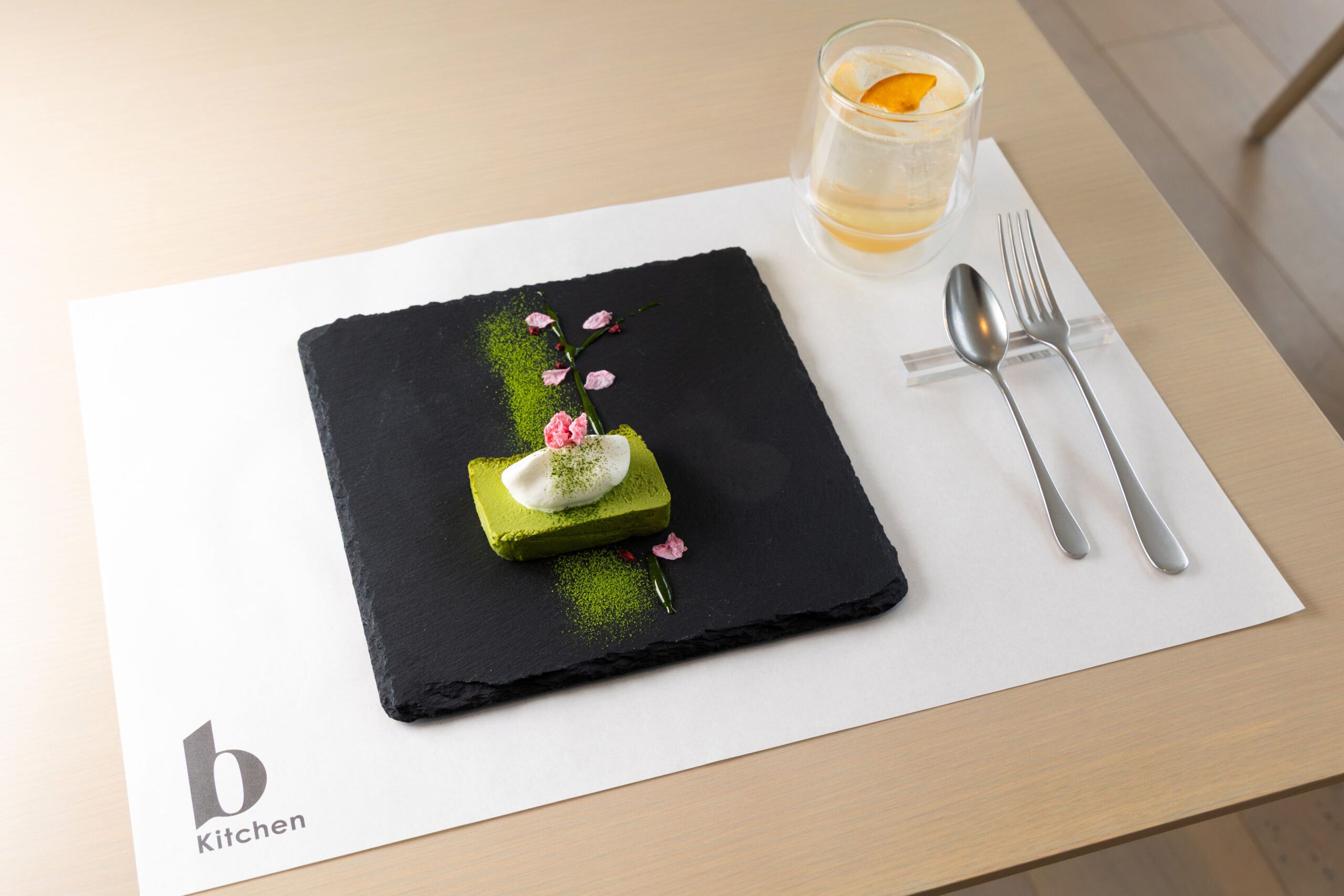 2026年arukuがおすすめする、桜の季節の贅沢な過ごし方　Part1