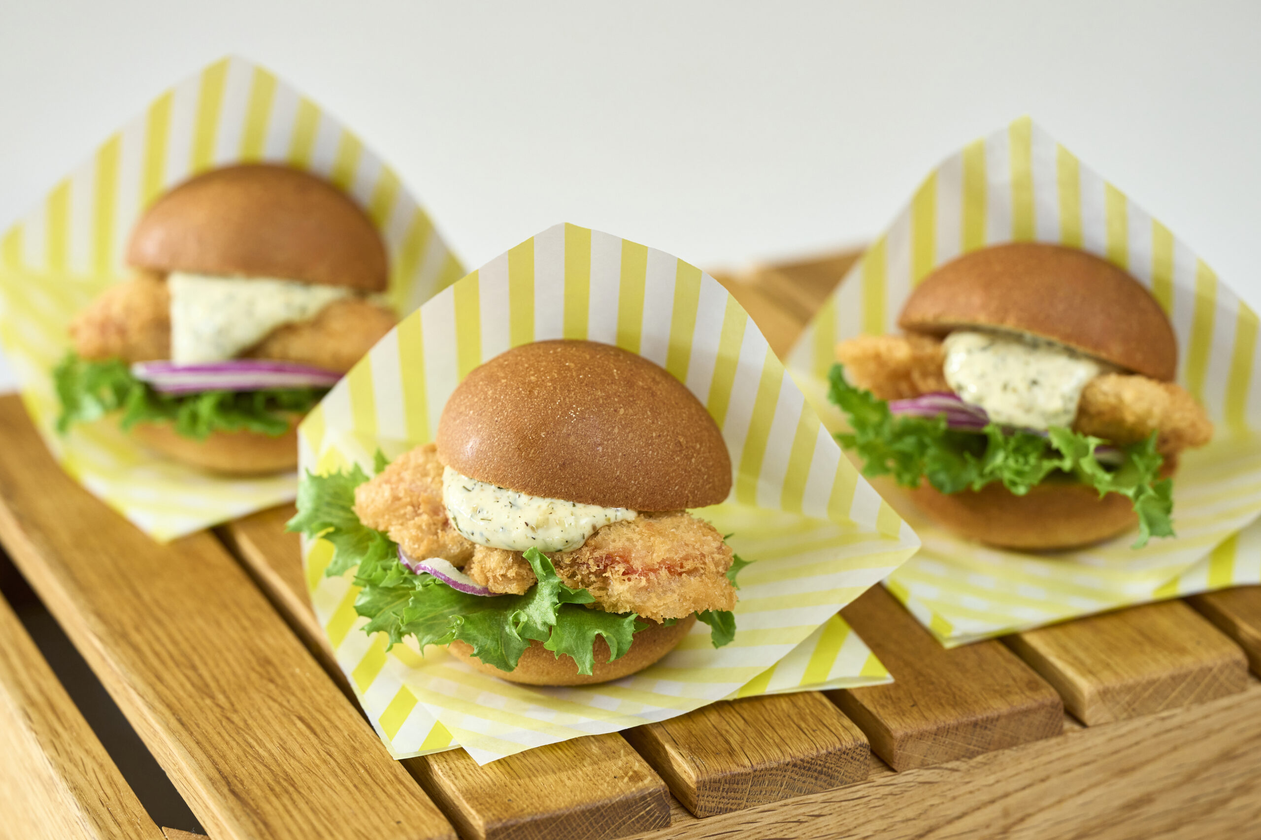 テイクアウト感覚で気軽に手に取れるストリートフードもおすすめ♪