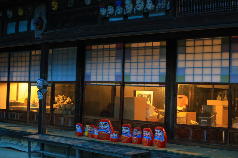 「デコ屋敷　三春張子のものまわり」を開催！