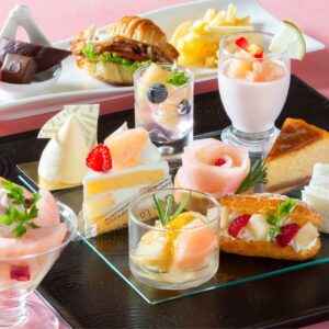 ティールーム「茶々」スイーツコレクション桃