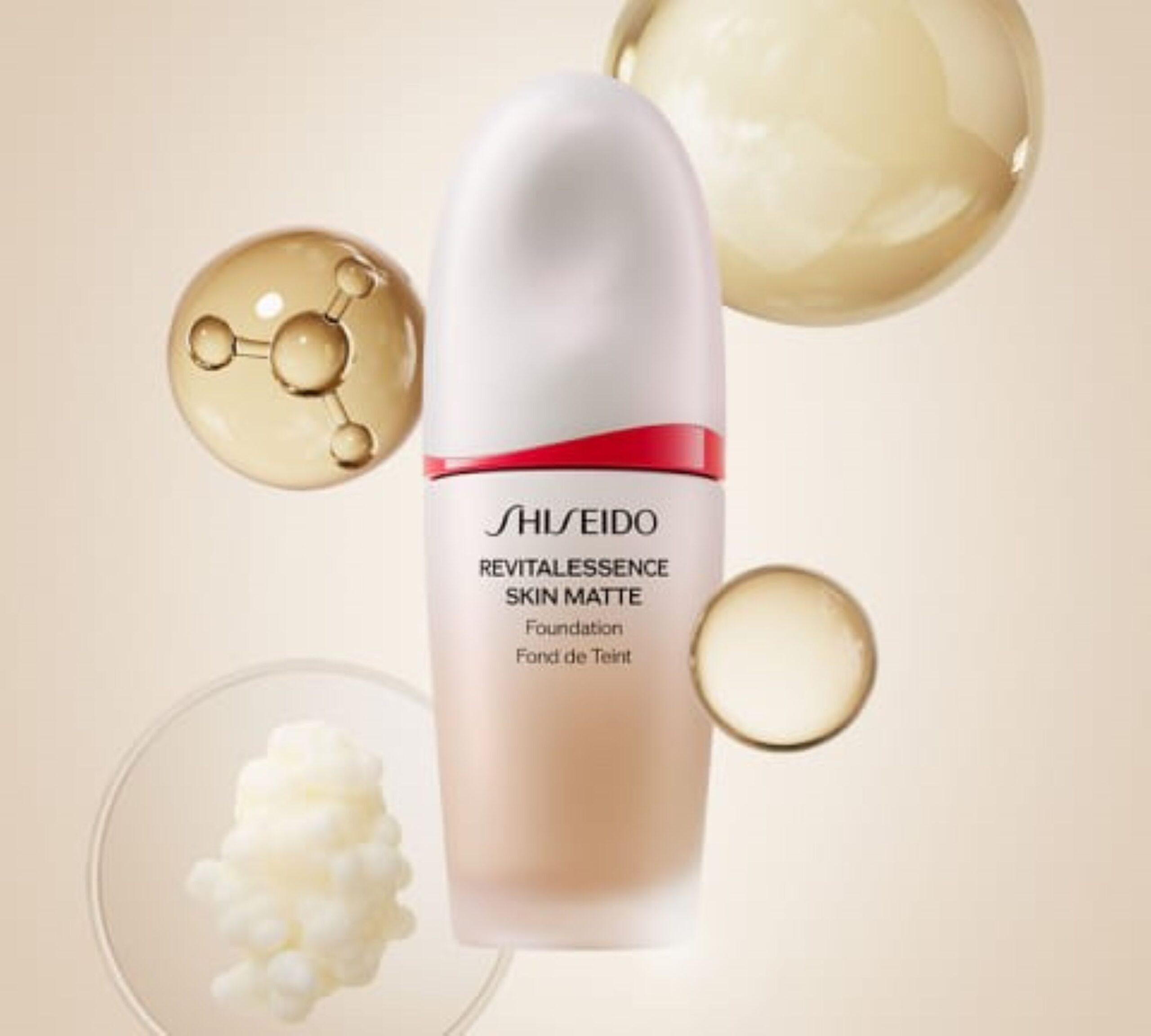 SHISEIDO エッセンス スキンムース ファンデーション　7,590円